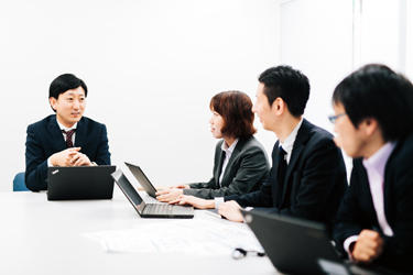 社内の打ち合わせイメージ