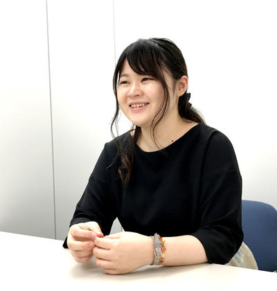 デザイン部社員写真